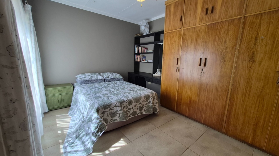 6 Bedroom Property for Sale in Universitas Free State